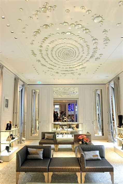 milan Dior boutique